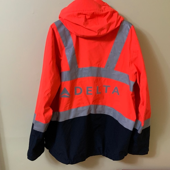 Delta Airlines Lands' End Orange Reflective Hi Vis Jacket M Ramp Agent - Picture 2 of 14